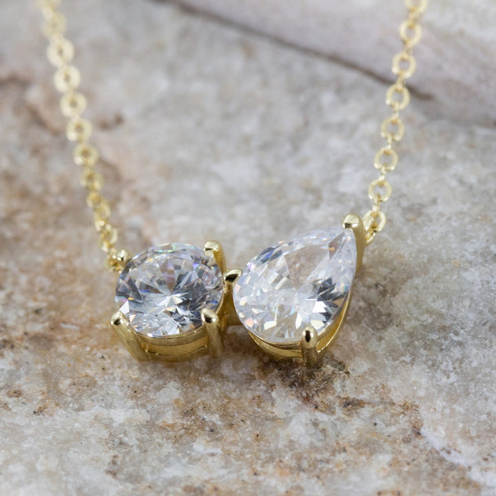 Moi Round Teardrop Necklace